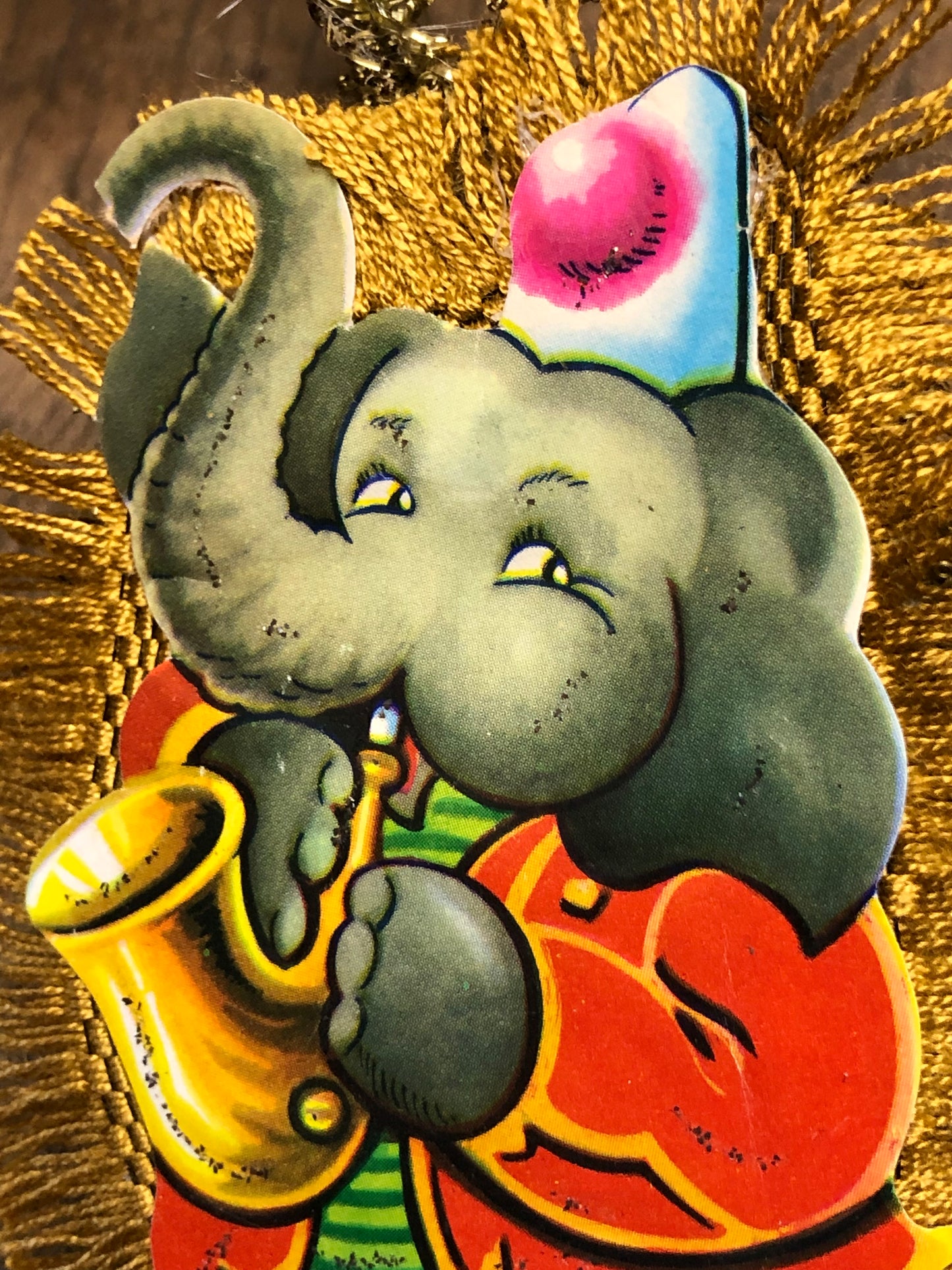 Glansbilledpynt med cirkuselefant